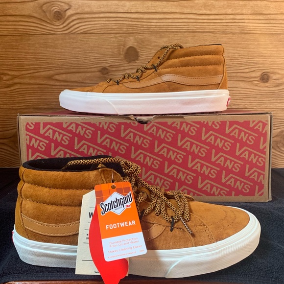 Vans Shoes - Vans Women’s Sk8 Mid MTE ScotchGard